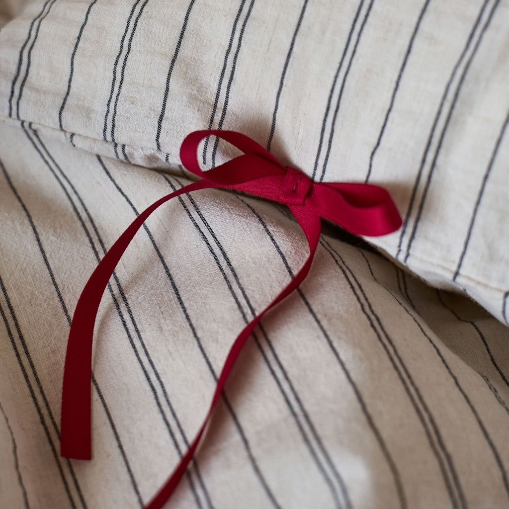 French Cottage Floral Cotton-Linen Blend Bow Bedding Set